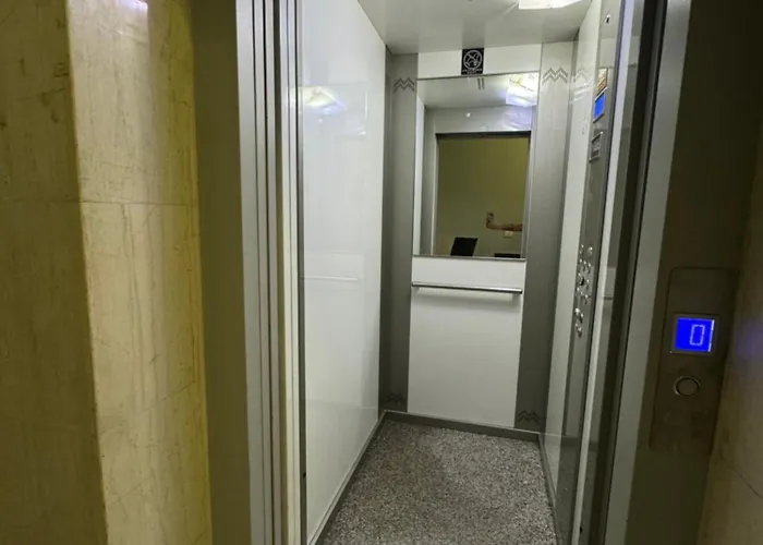 Apartman Centre Lions Gate 8