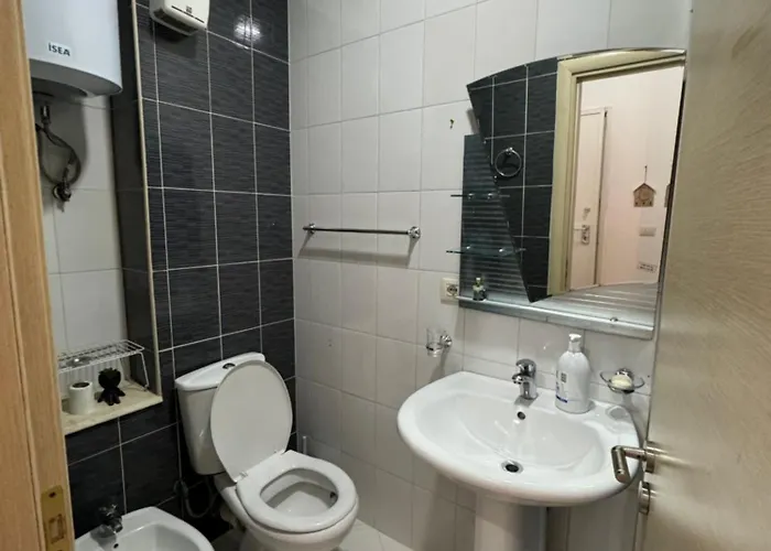 Apartman Centre Lions Gate 8 Tirana